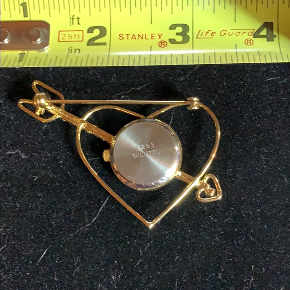 Vintage Heart w/Crystal Arrow Brooch/Gold Watch - Picture 5 of 5